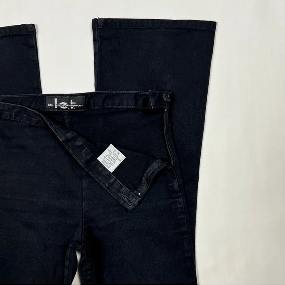 Y2K L.e.i Embroidered Kick Flare Pants - Picture 9 of 10